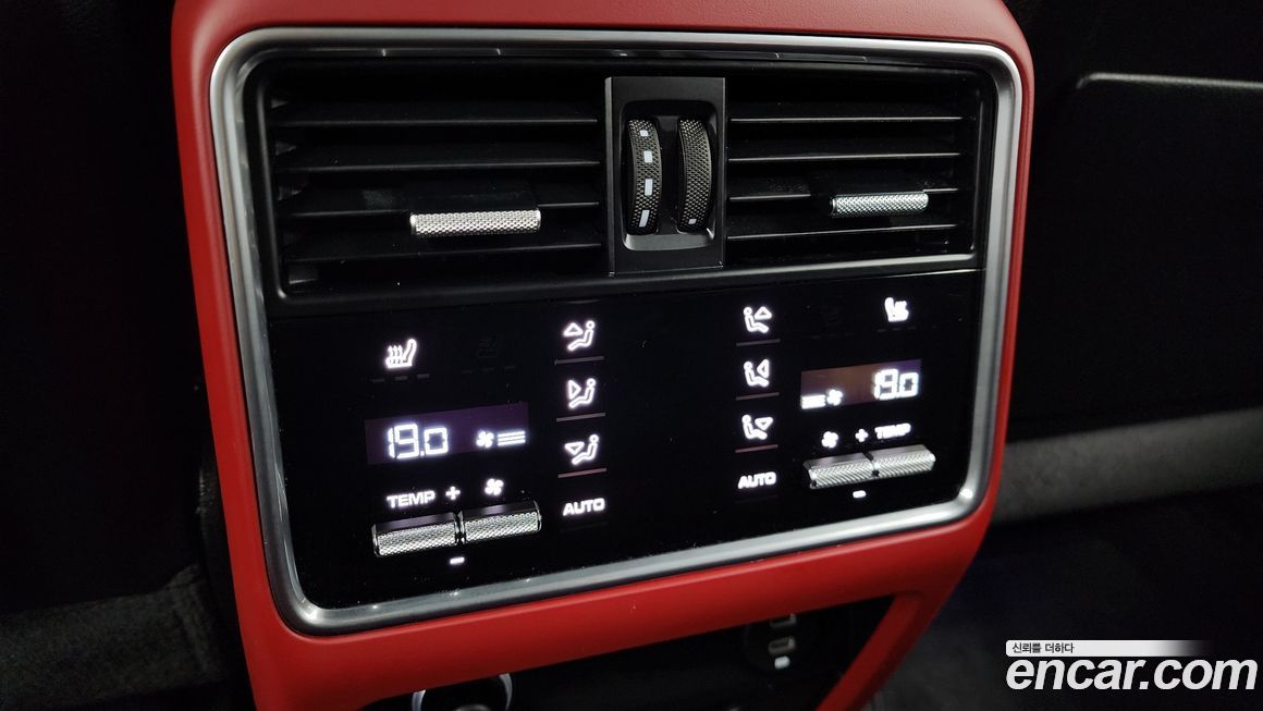 Porsche Cayenne 2023