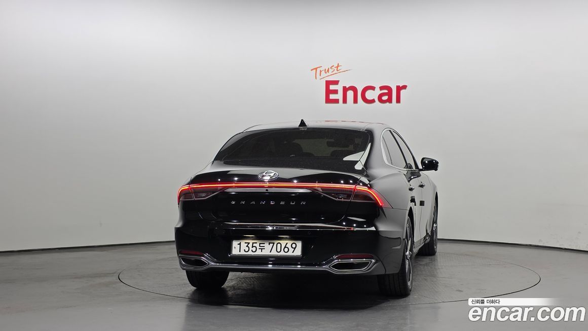 Hyundai Grandeur 2022