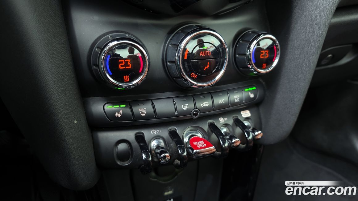 Mini Cooper Convertible 2021