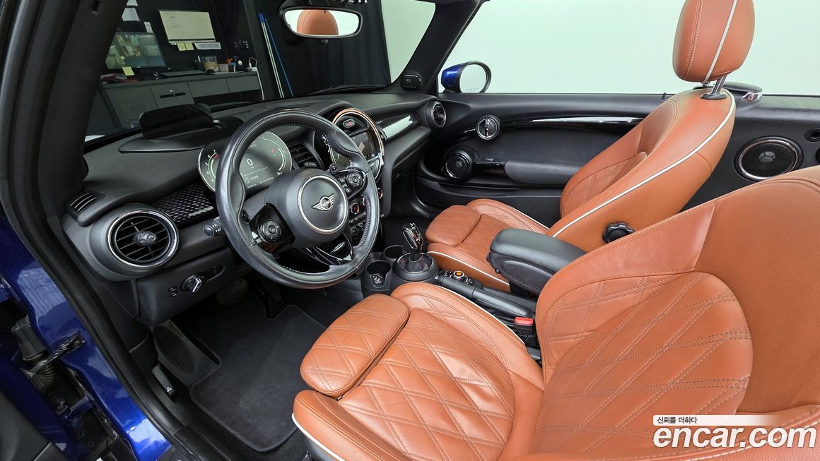 Mini Cooper Convertible 2021