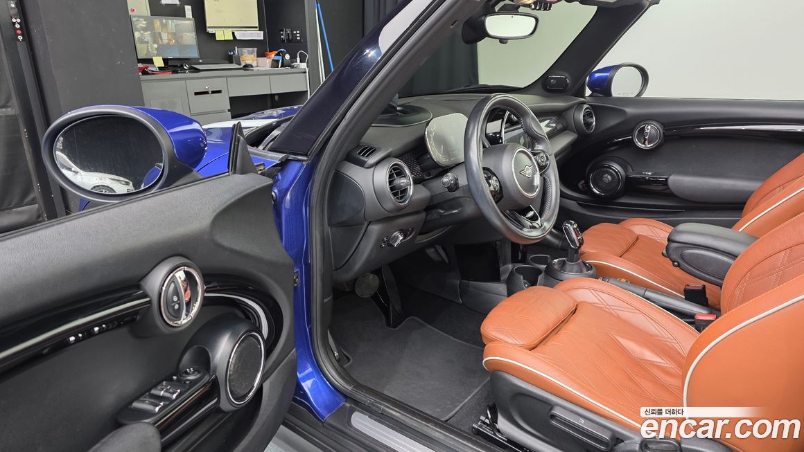 Mini Cooper Convertible 2021