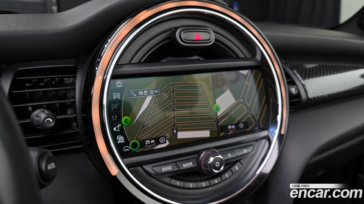 Mini Cooper Convertible 2021