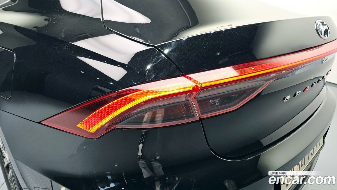 Hyundai Grandeur 2021