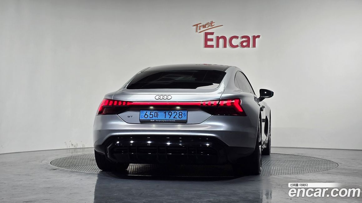 Audi e-tron GT 2022