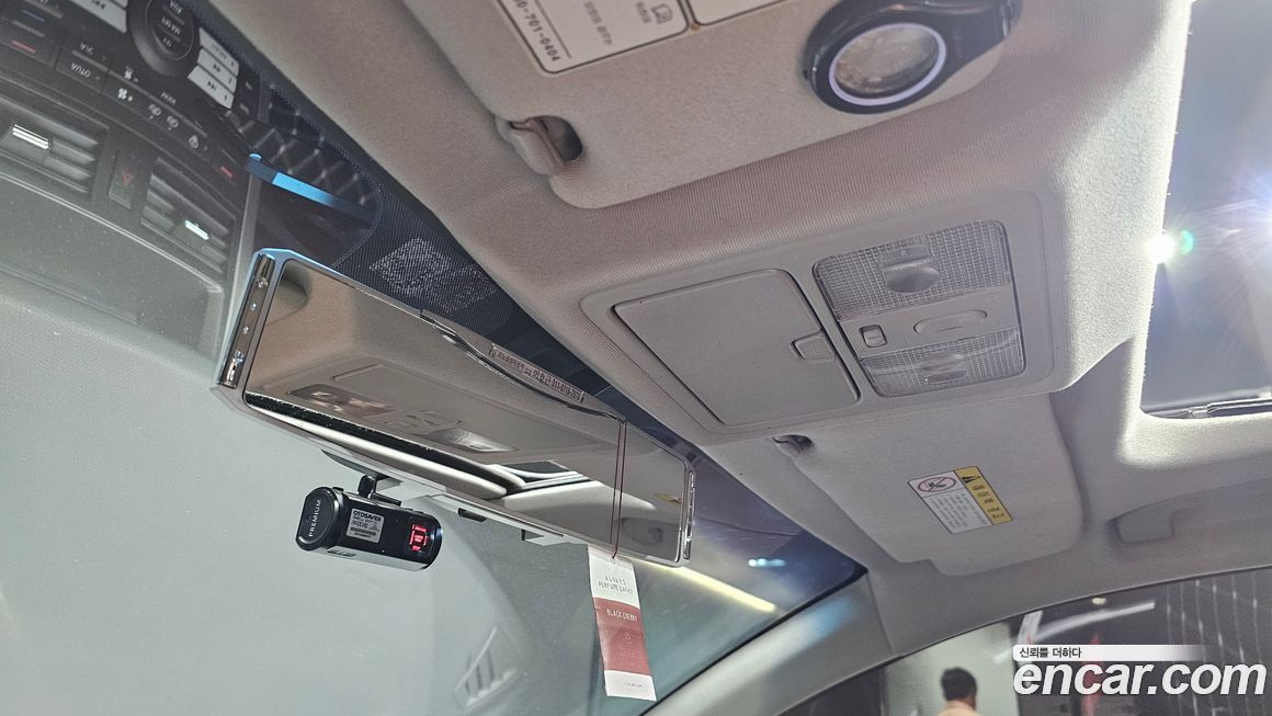 Renault-KoreaSamsung SM7 2011