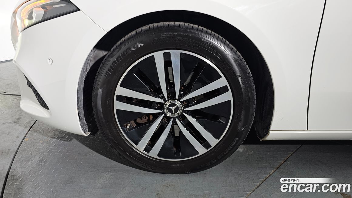 Mercedes-Benz A-Class 2021