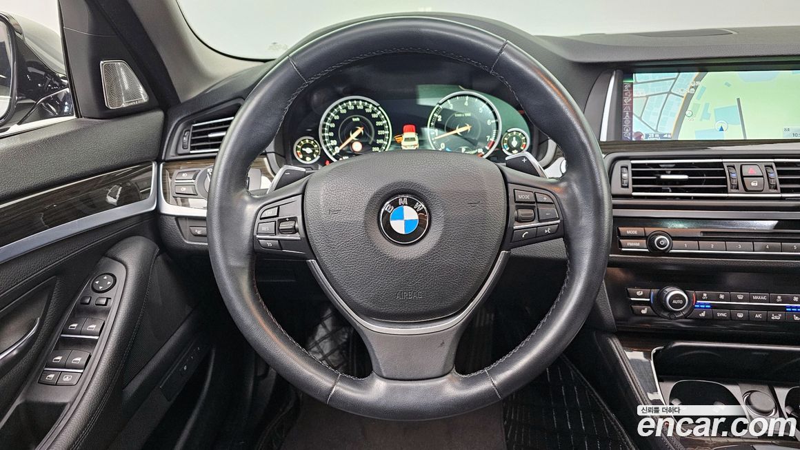 BMW 5-Series 2015