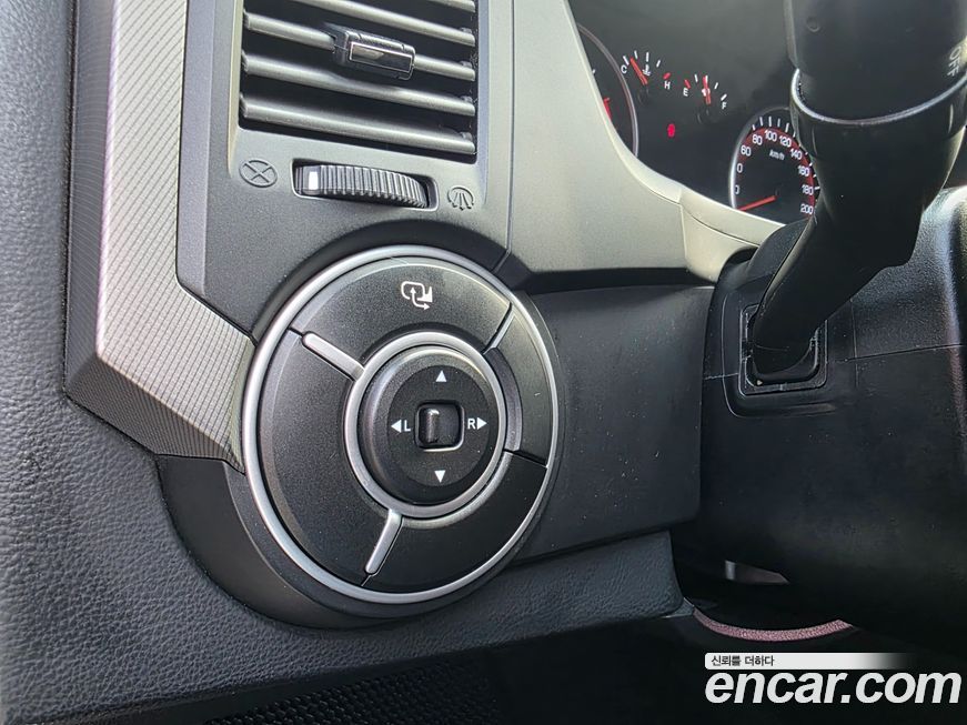 KG_Mobility_Ssangyong KORANDO 2014