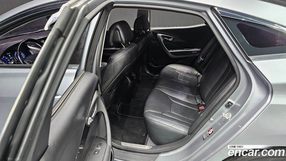 Hyundai Grandeur 2016