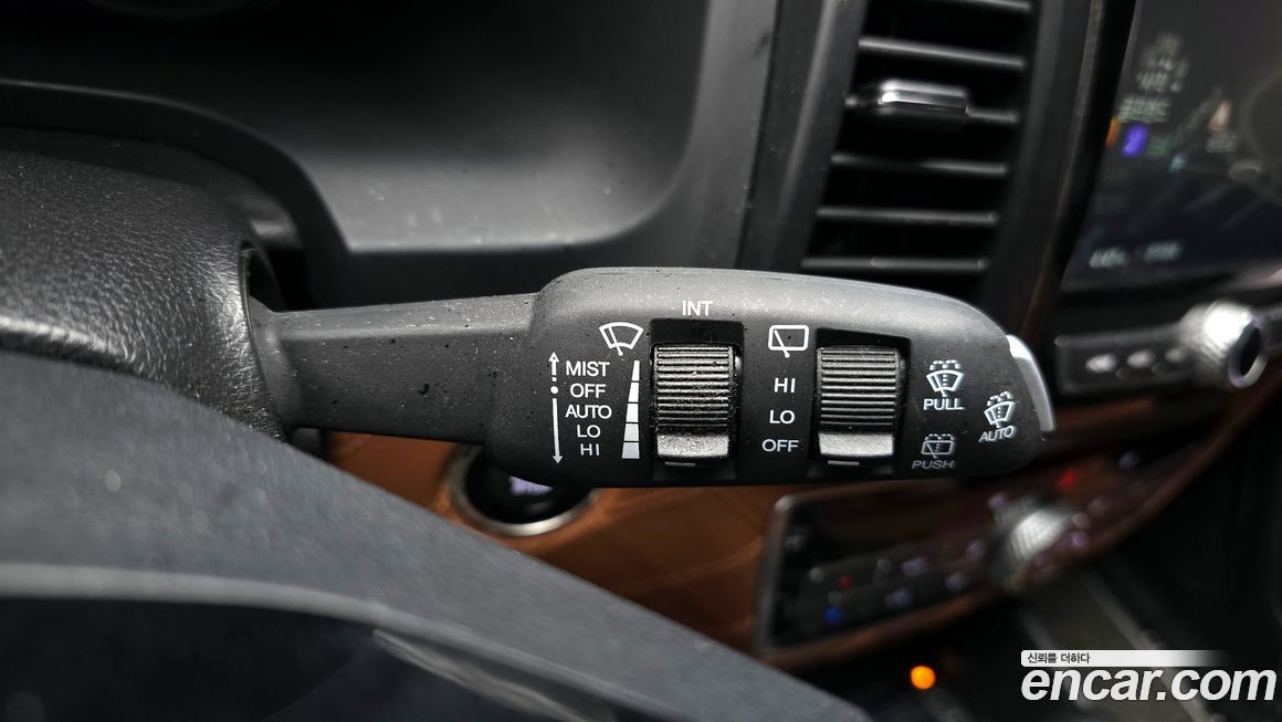 KG_Mobility_Ssangyong Rexton 2020