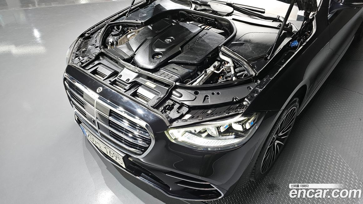 Mercedes-Benz S-Class 2022