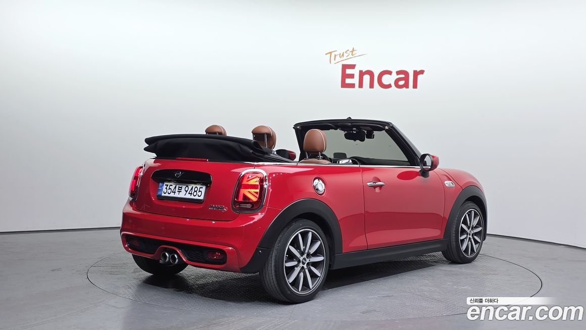 Mini Cooper Convertible 2021