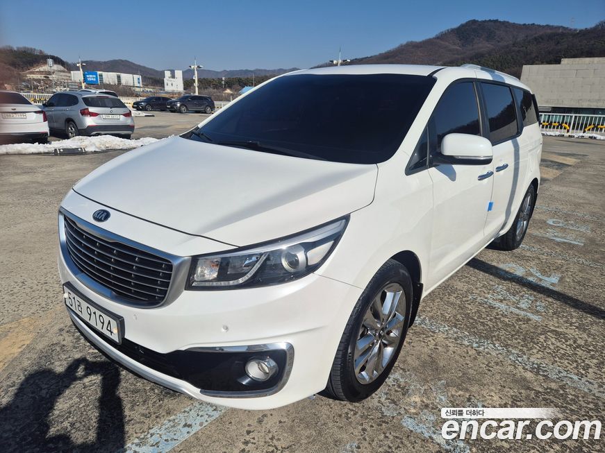 Kia Canival 2015
