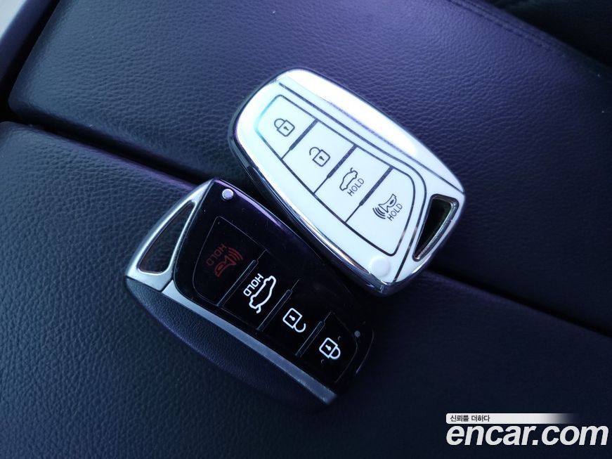 Hyundai Genesis 2016