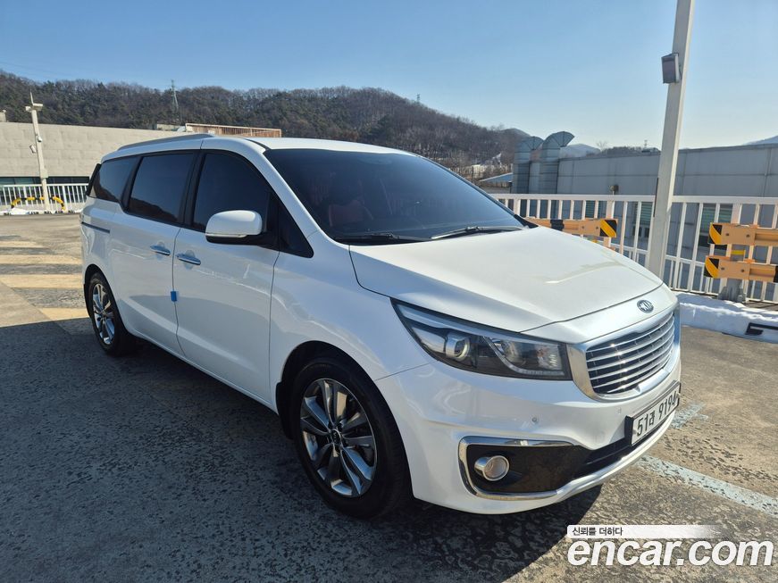 Kia Canival 2015