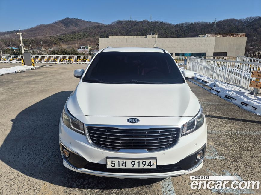 Kia Canival 2015