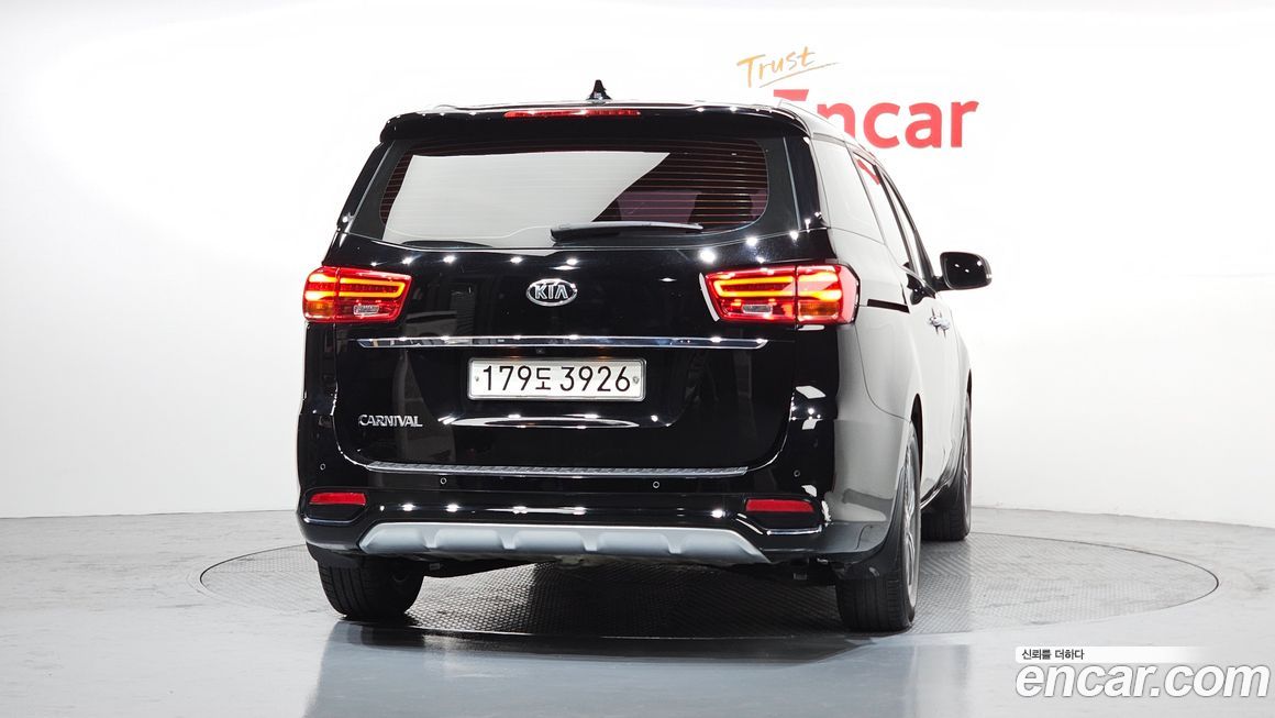 Kia Canival 2019