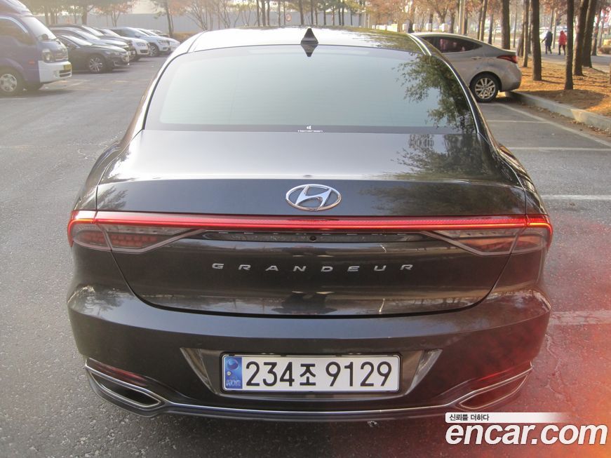 Hyundai Grandeur 2020