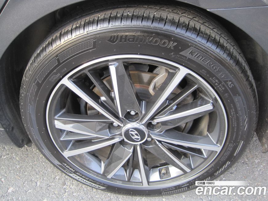 Hyundai Grandeur 2020