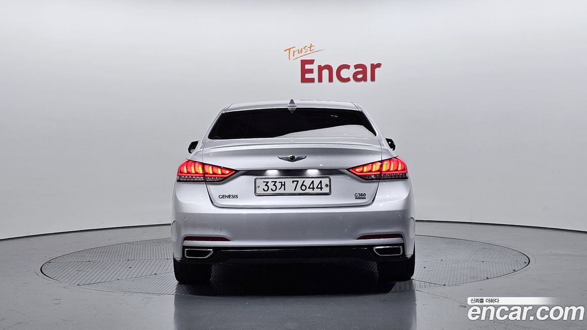 Hyundai Genesis 2014