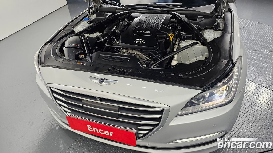 Hyundai Genesis 2014