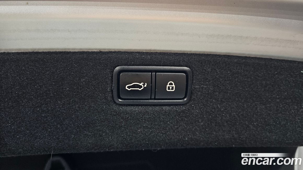 Hyundai Genesis 2014