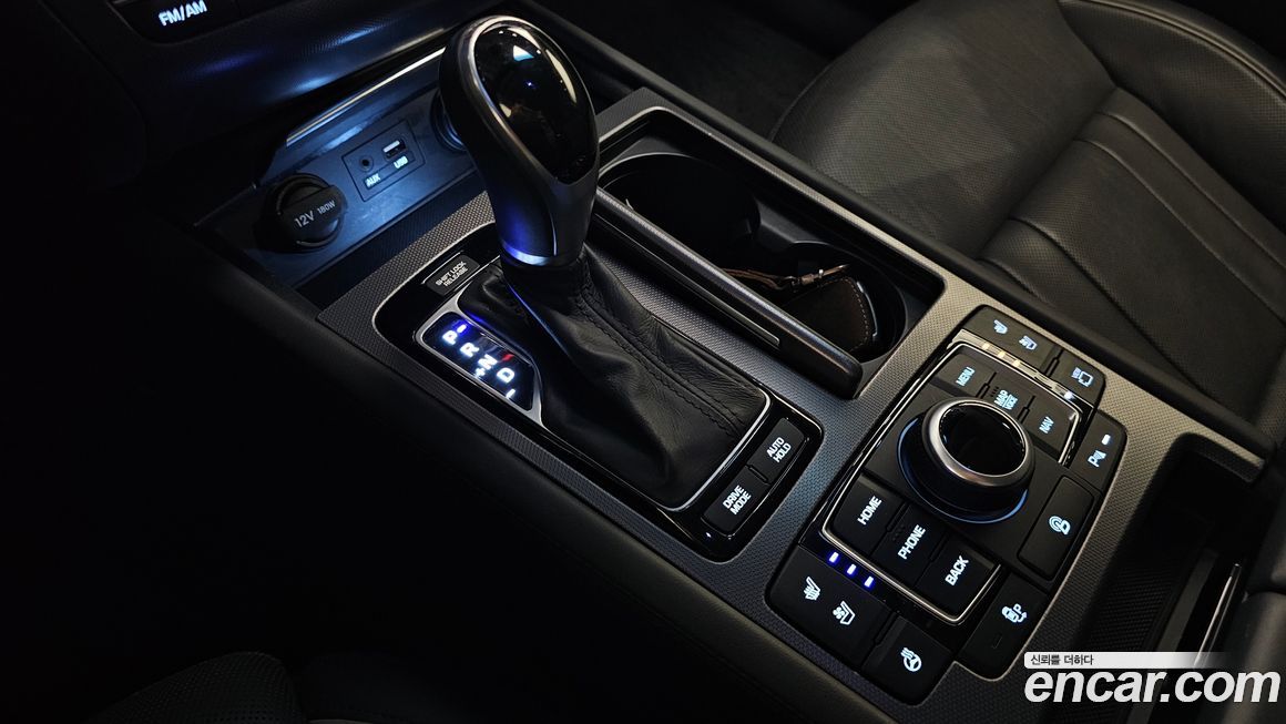 Hyundai Genesis 2014