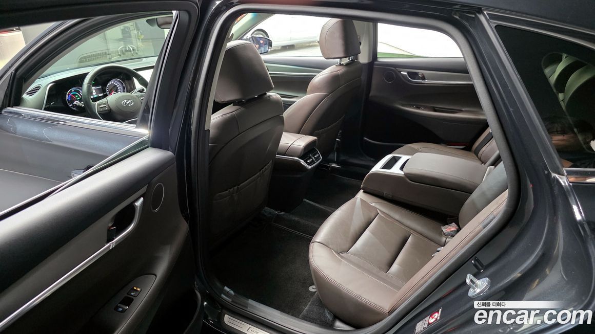 Hyundai Grandeur 2021