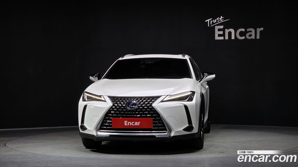Lexus UX 2020