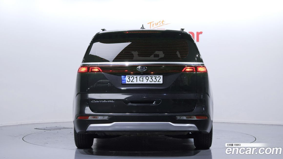 Kia Canival 2021