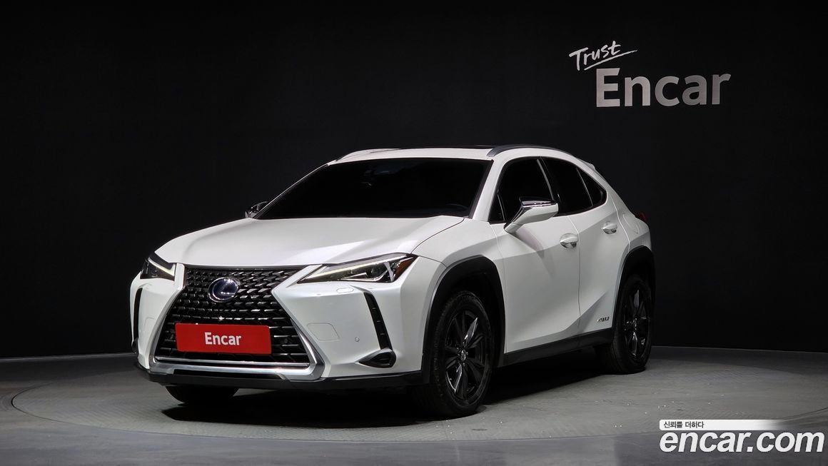 Lexus UX 2020