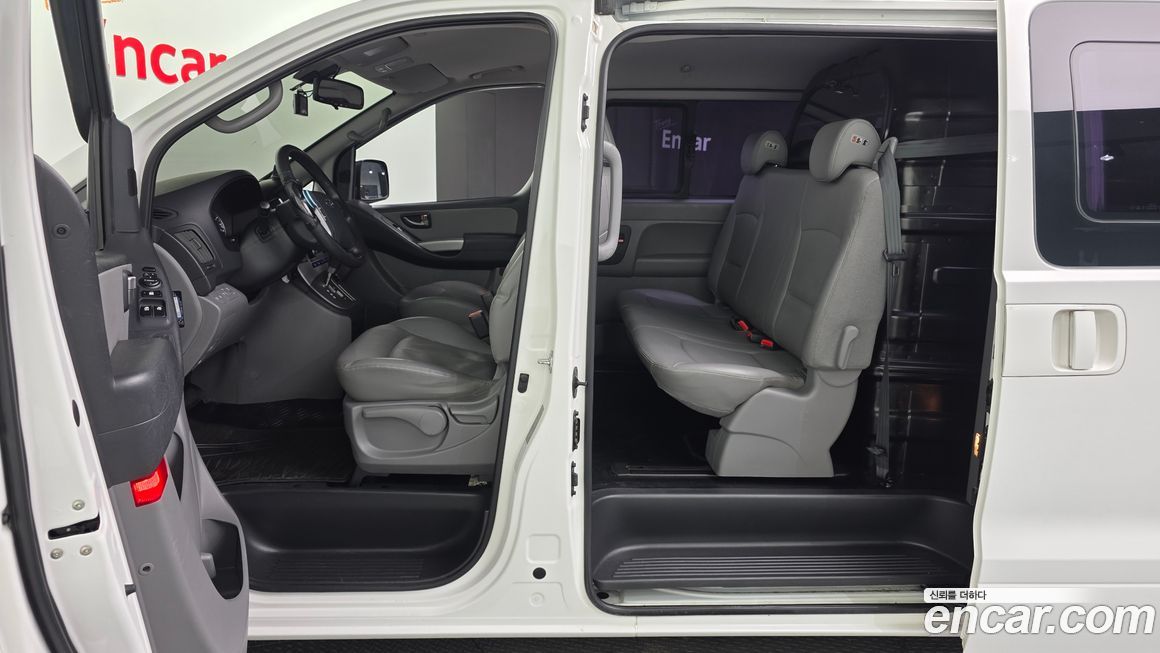 Hyundai Starex 2019
