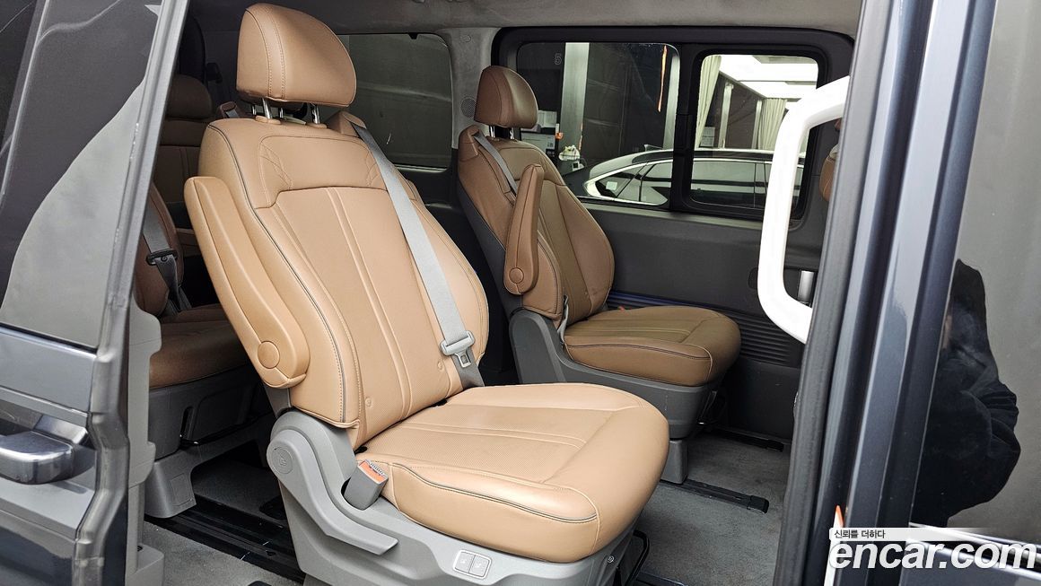 Hyundai Staria 2023