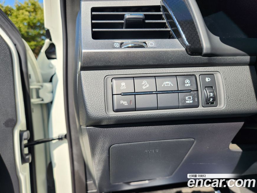 KG_Mobility_Ssangyong Rexton 2023