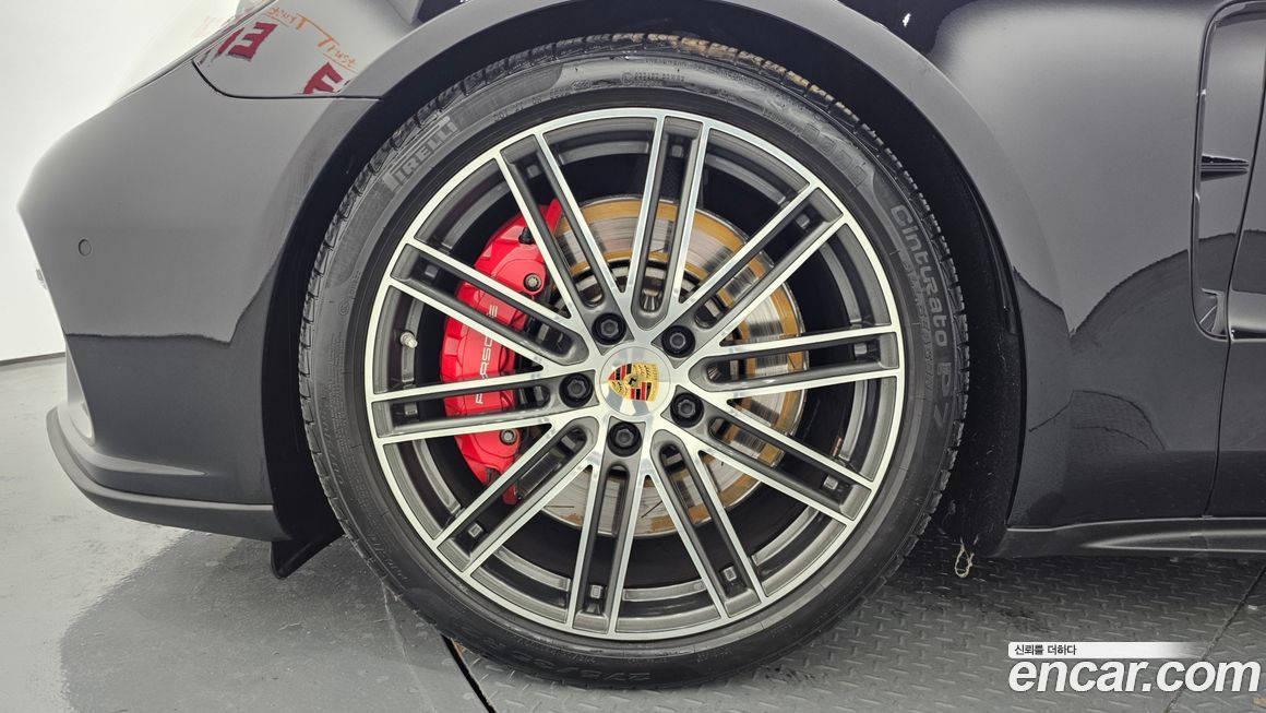 Porsche Panamera 2019