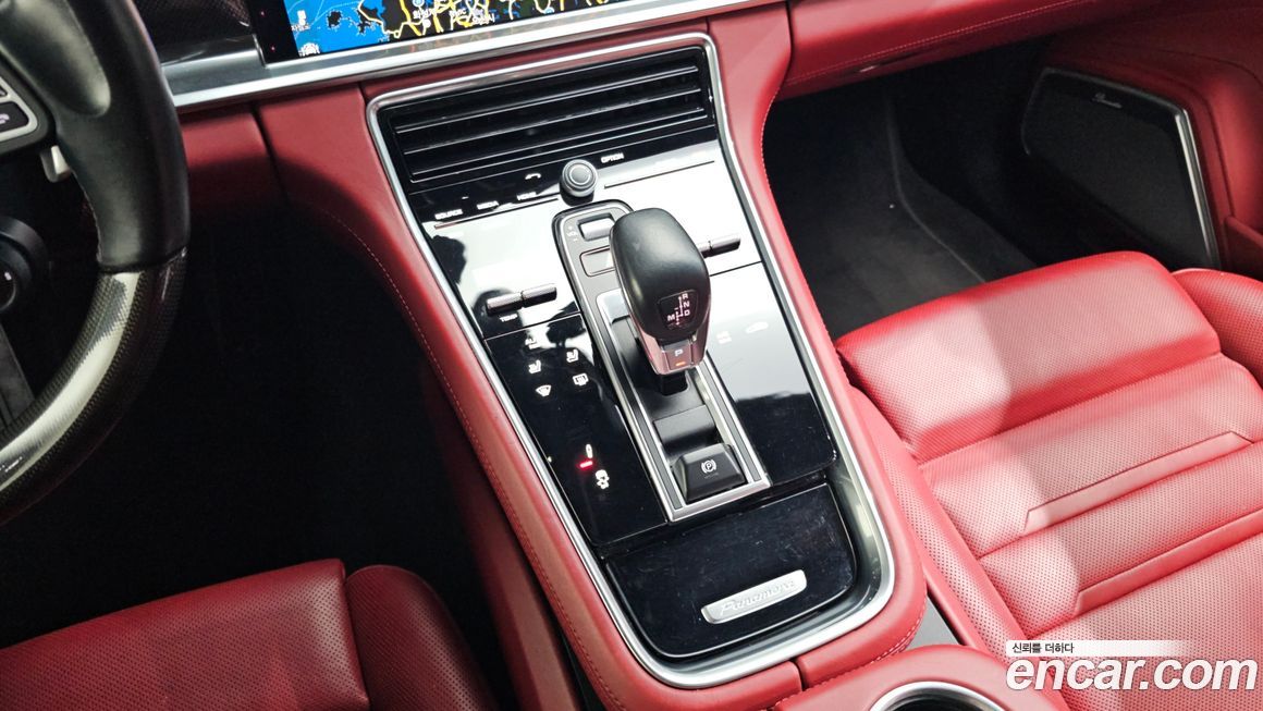 Porsche Panamera 2019