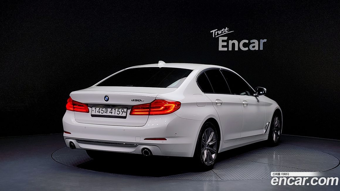 BMW 5-Series 2020