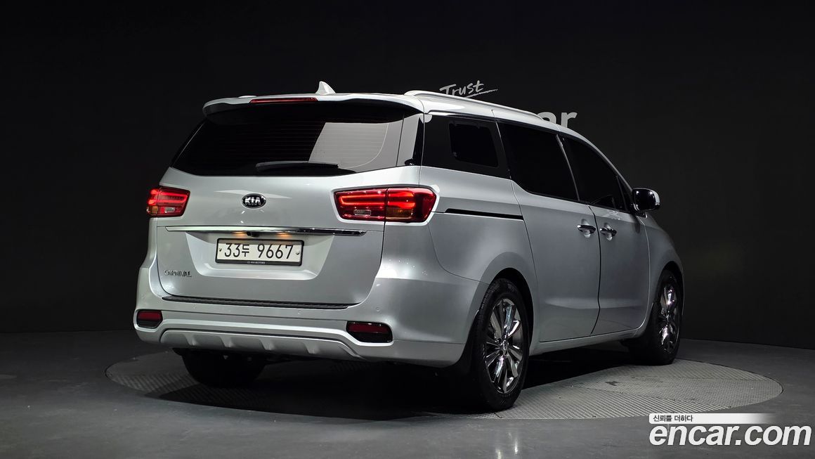 Kia Canival 2019