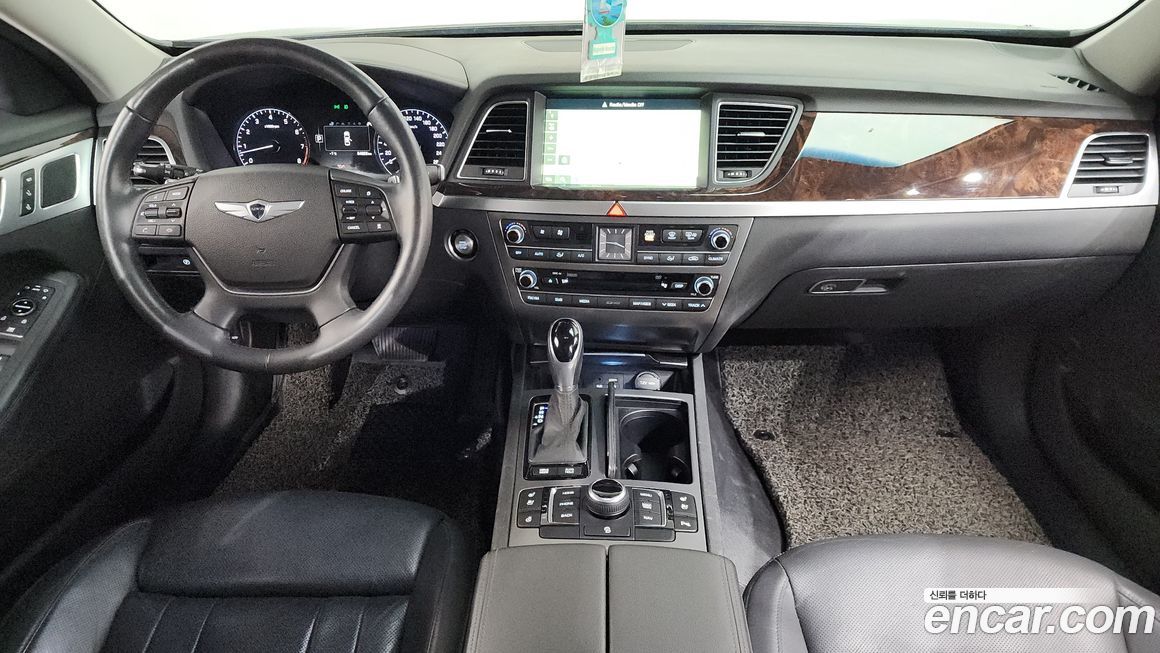 Hyundai Genesis 2016