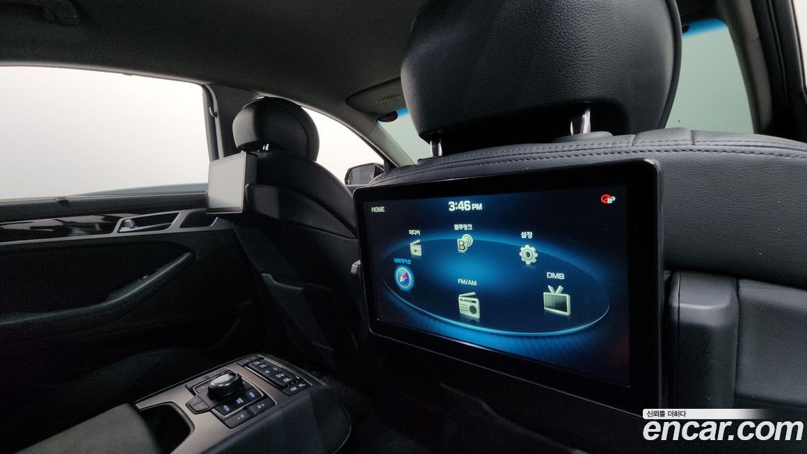 Hyundai Genesis 2016