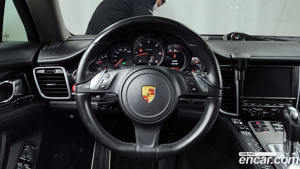Porsche Panamera 2016