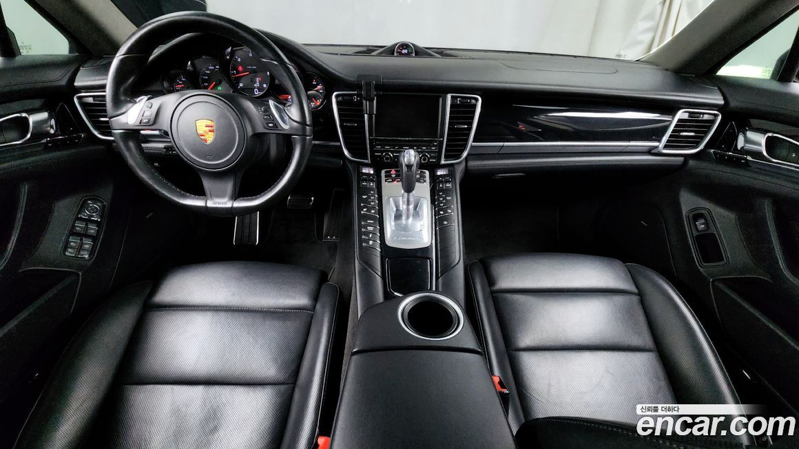 Porsche Panamera 2016