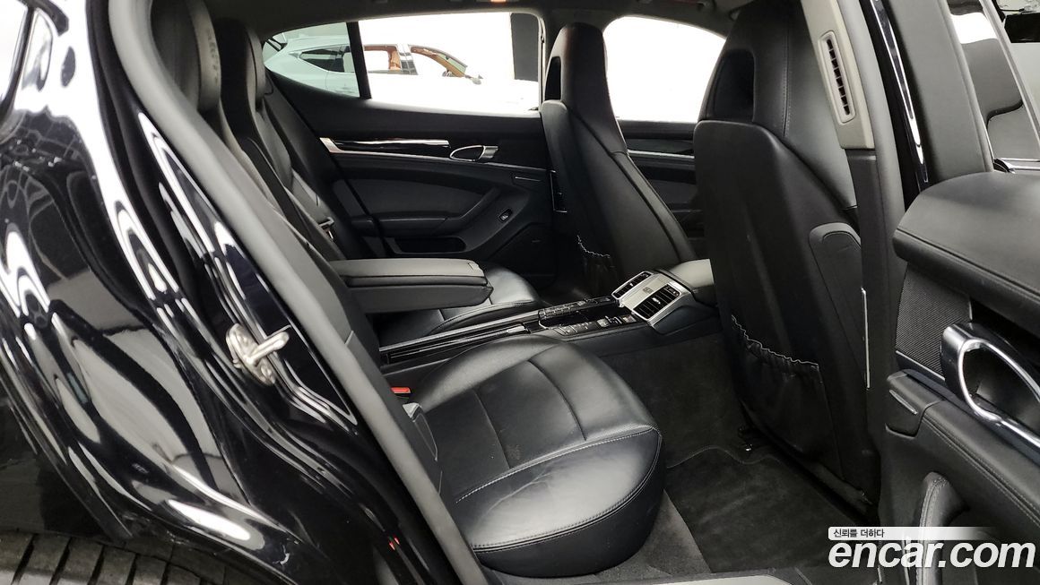 Porsche Panamera 2016