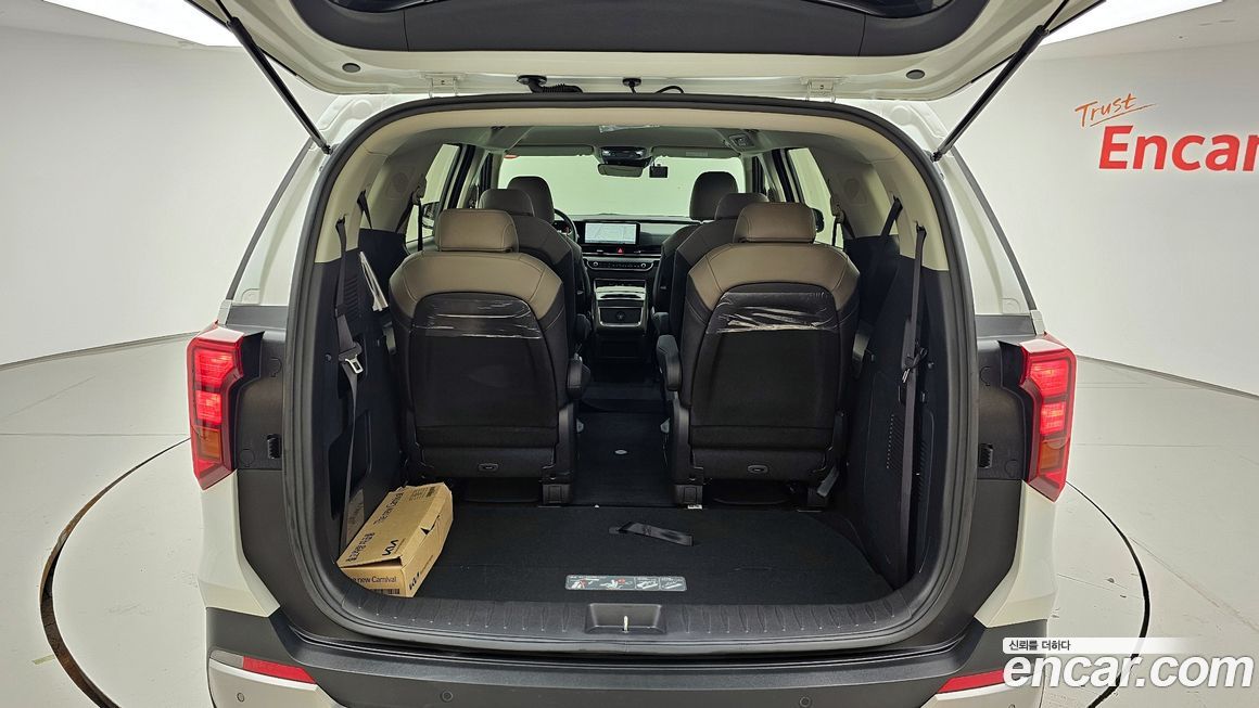 Kia Canival 2024