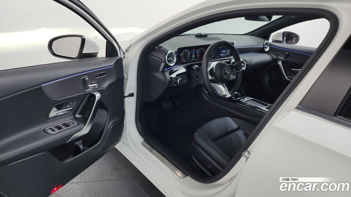 Mercedes-Benz A-Class 2025