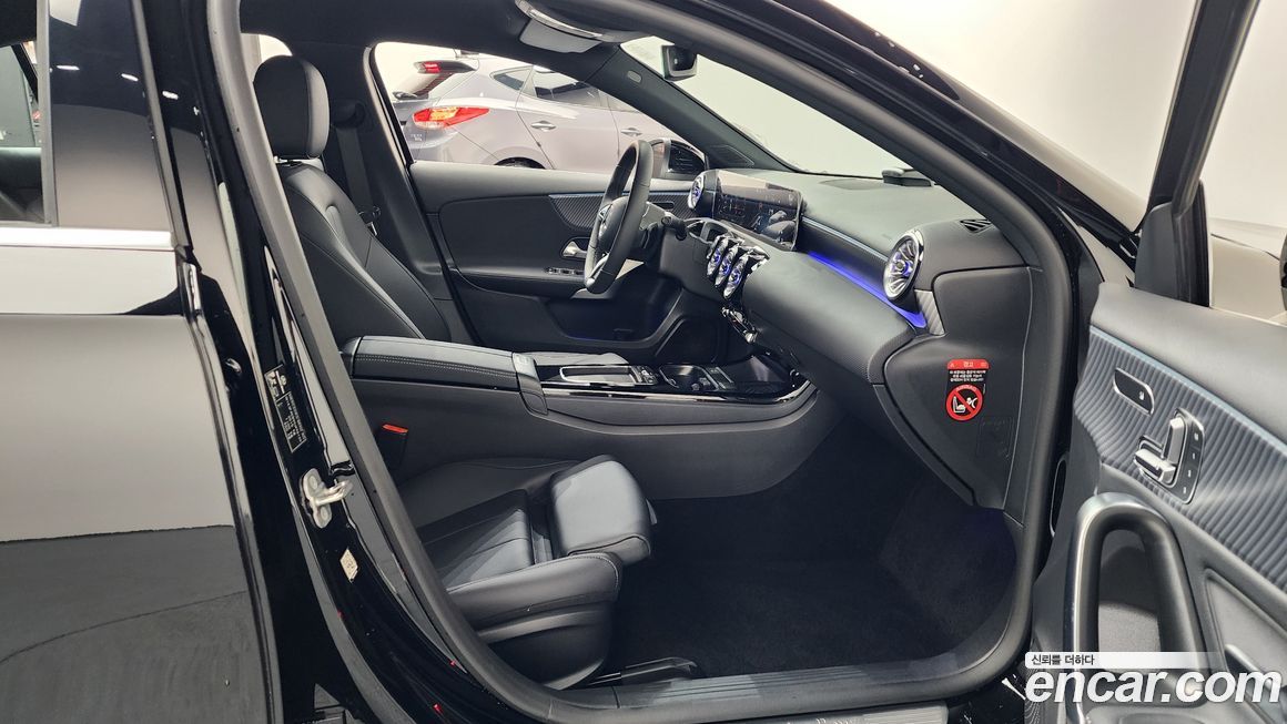 Mercedes-Benz A-Class 2025