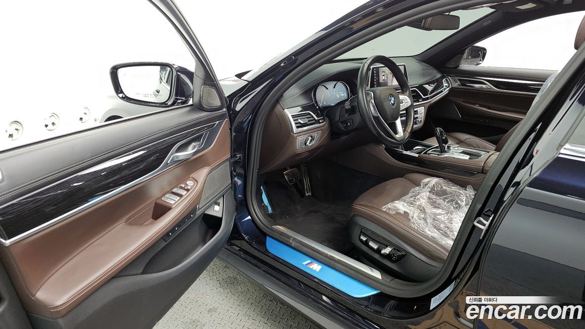 BMW 7-Series 2019