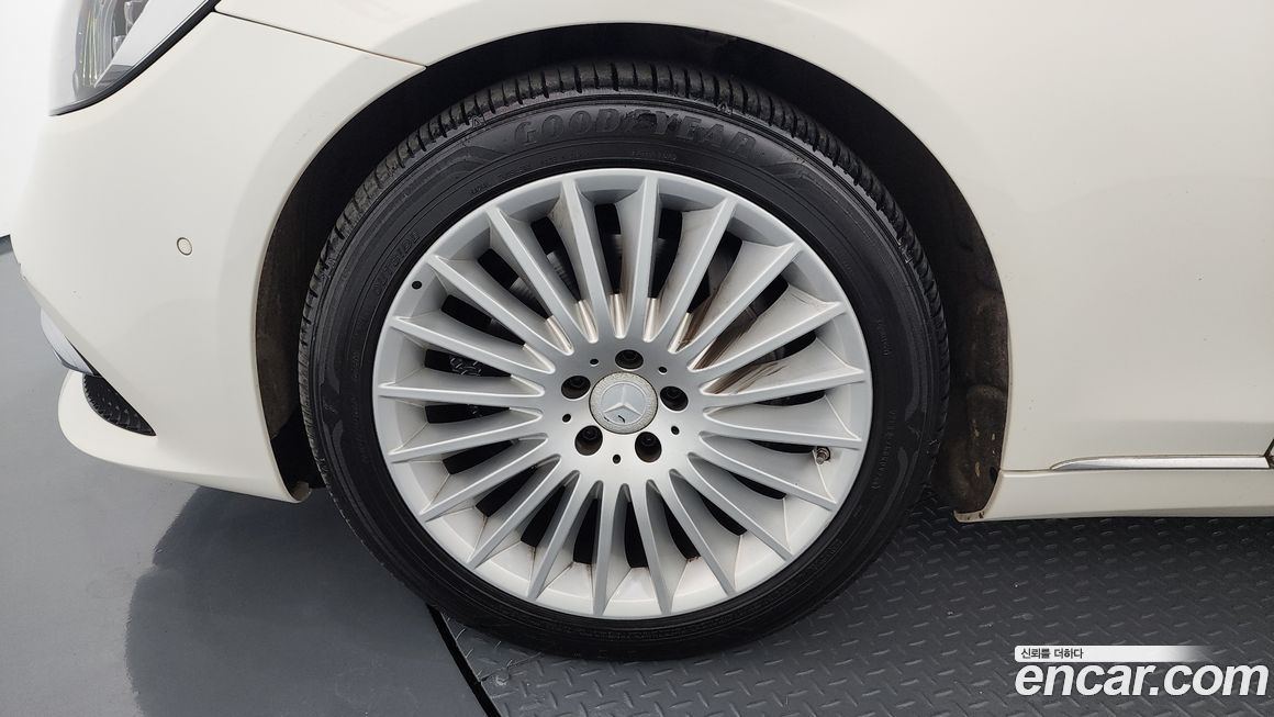 Mercedes-Benz S-Class 2019