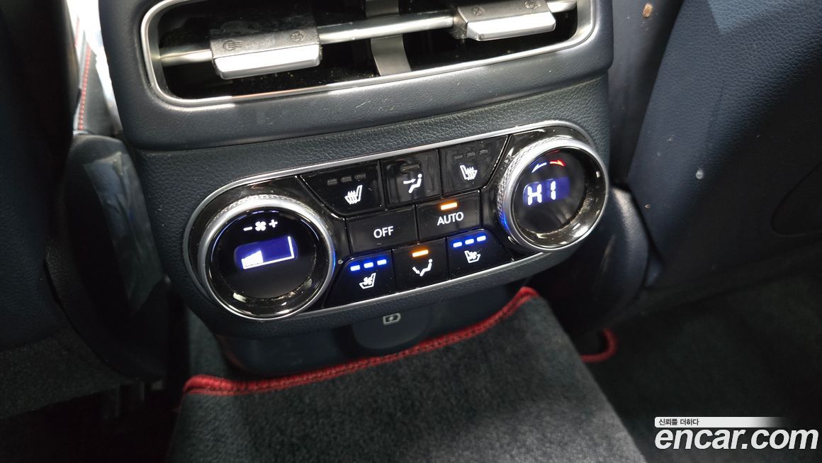 Genesis GV70 2023