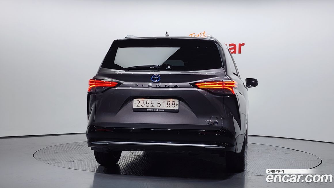 Toyota Sienna 2023